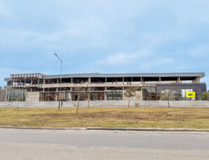 Obra en construcción del proyecto EME 15 en Salta, ejecutada por RAC Construcciones.